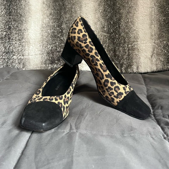 Vintage Leopard Print Block Heel Suede Pumps - Picture 1 of 4
